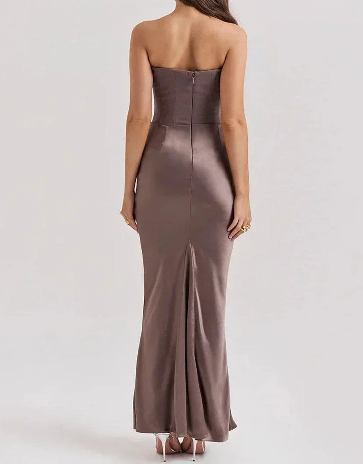 Viona - Strapless elegant maxi dress with sophisticated design