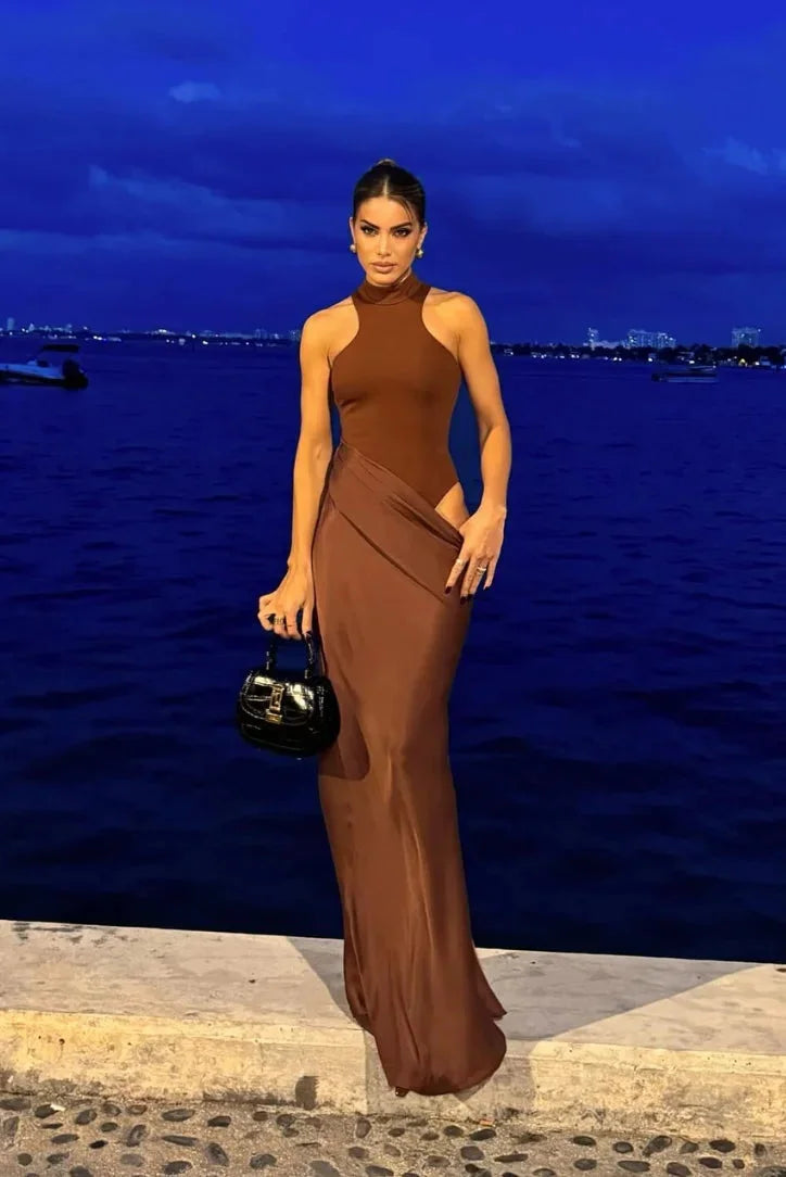 Brown evening dress 'Laurie' in chocolate hue featuring a sleek design - perfect for elegant occasions.